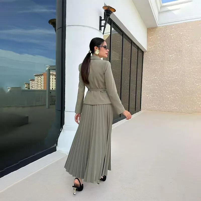 Ensemble Tailleur avec Jupe
